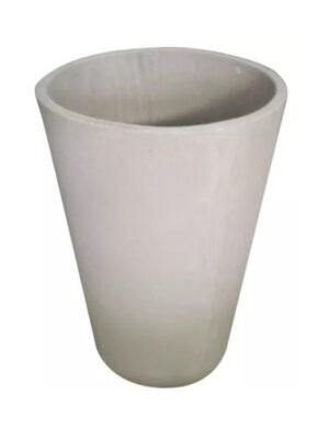 La maceta cono Fibrocemento es perfecta para jardines de exterior dependiendo de la decoración y el espacio de que se dispone.